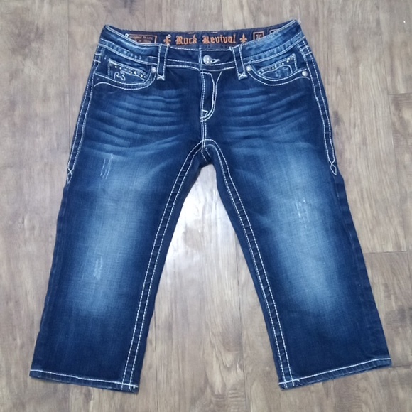 Rock Revival NWOT Women's 30 Capri Noelle Embellished Rhinestones Studs - Picture 3 of 10